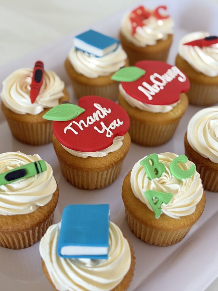 Thanks Teacher cupcakes